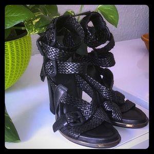Insane Alexander Wang Petra Platform Sandal 38